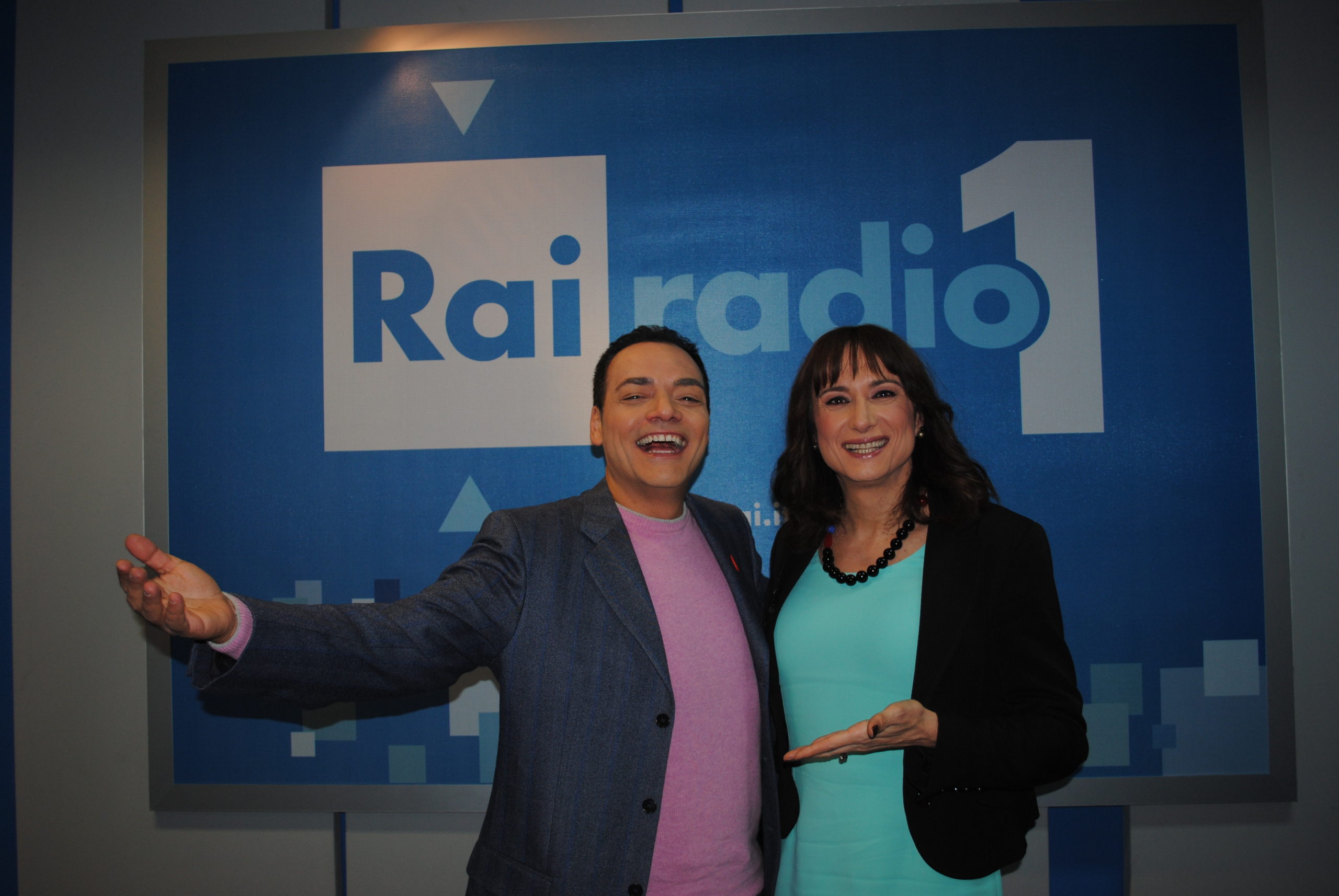 Con Vladimir Luxuria, nello studio Rai del programma Il ComuniCattivo