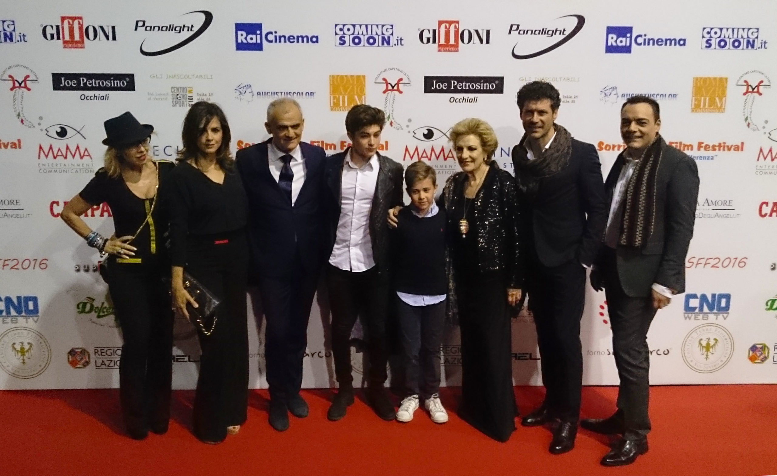 Con il cast del film L'aquilone di Claudio diretto da Antonio Centomani in cui ho interpretato il ruolo dello stilista assieme al mio bassotto Byron