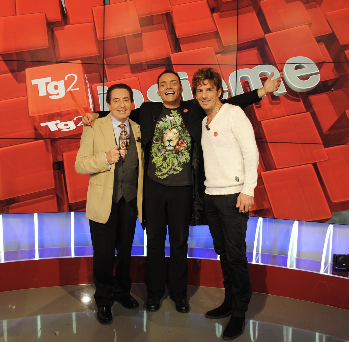 Igor Righetti con gli illusionisti Tony Binarelli e Antonio Casanova