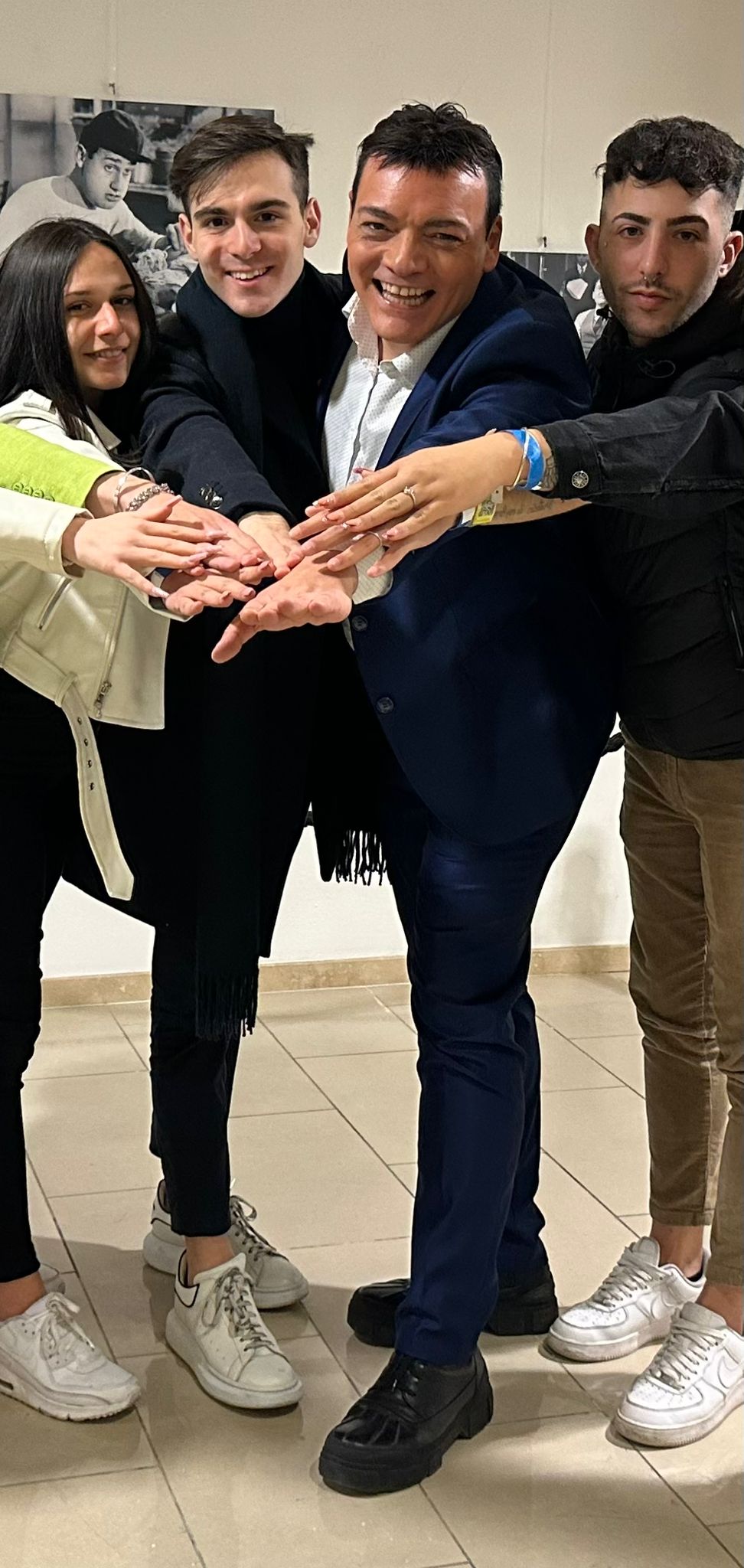 Igor Righetti con gli influencer Lorenzo Castelluccio, Valerio Fiore e Suami Lisciani