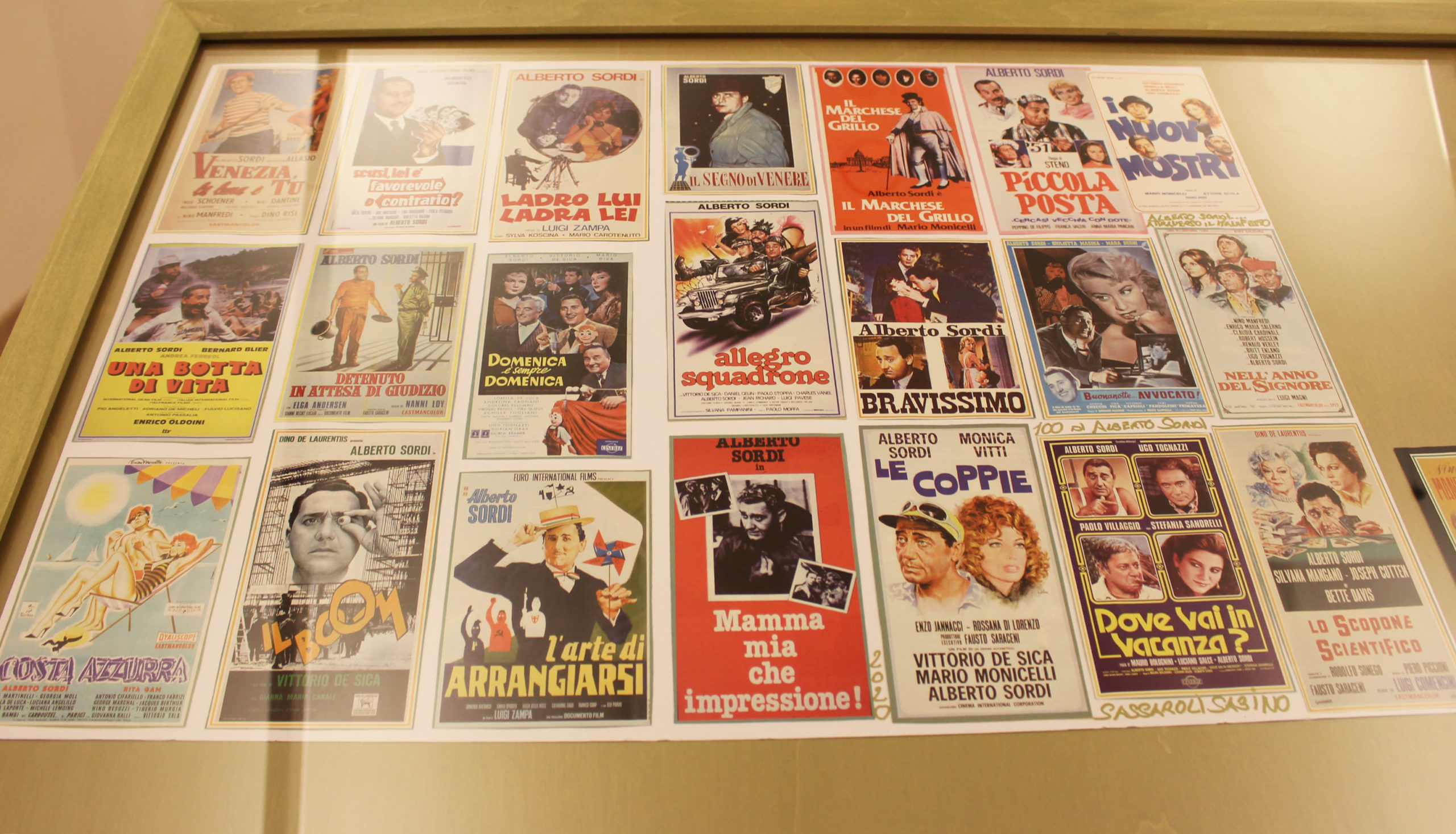 Locandine di alcuni film di Alberto Sordi della collezione di Sabino Sassaroli